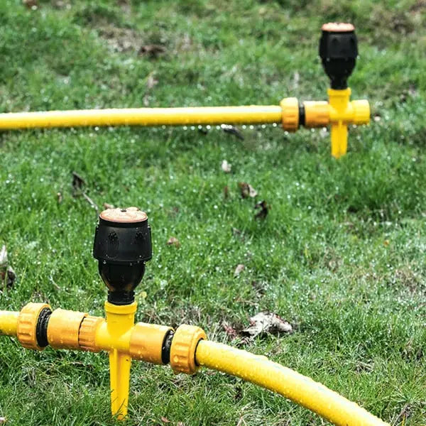 Spruzzatore da giardino a 360° con picchetto | Sistema di irrigazione per prato