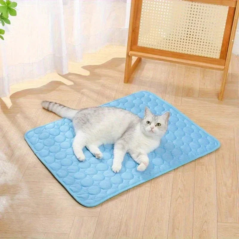 CoolPet Mat - Tappetino rinfrescante per cani per raffreddamento immediato e comfort