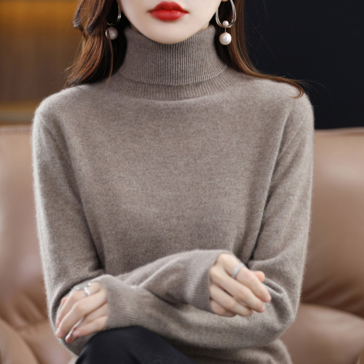 Maglione a Collo Alto da Donna in Cashmere di Lusso – Elena