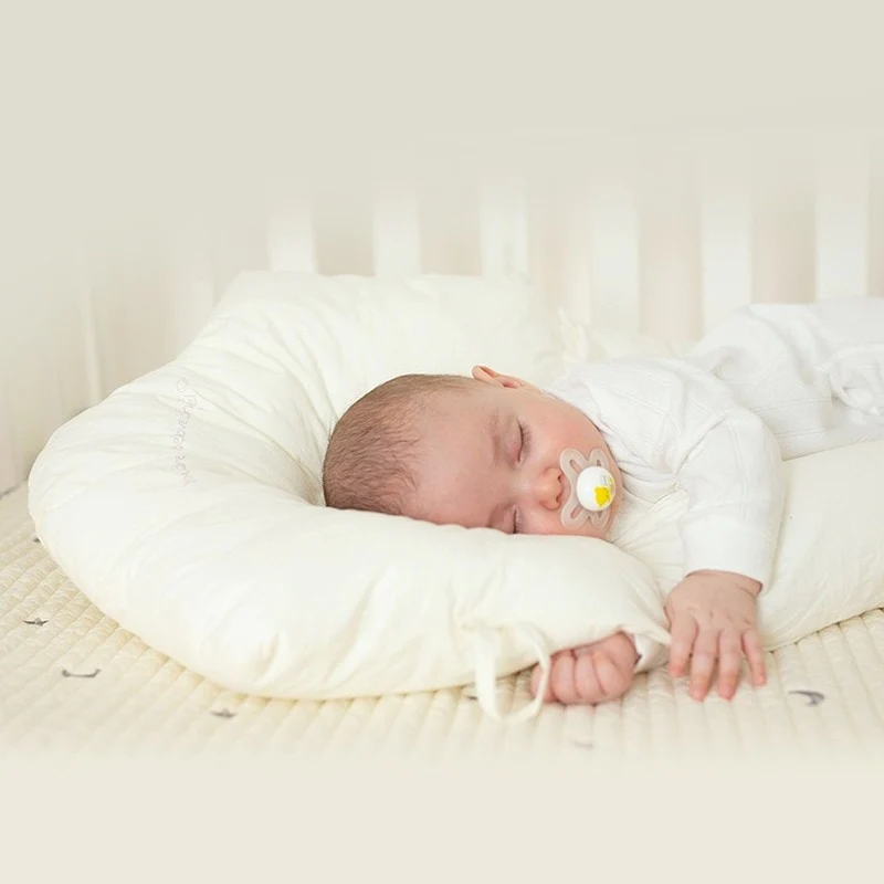 Cuscino Ergonomico del Sonno per Neonati e Bambini