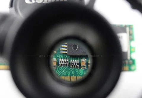 Occhiali Lente d'Ingrandimento LED con Zoom 8x, 15x, 23x