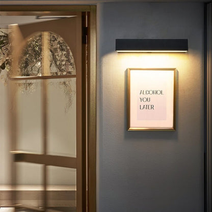 OUTLUME – Lampada da parete LED impermeabile per uso esterno