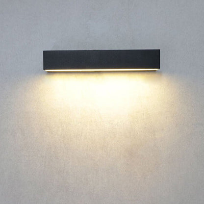 OUTLUME – Lampada da parete LED impermeabile per uso esterno