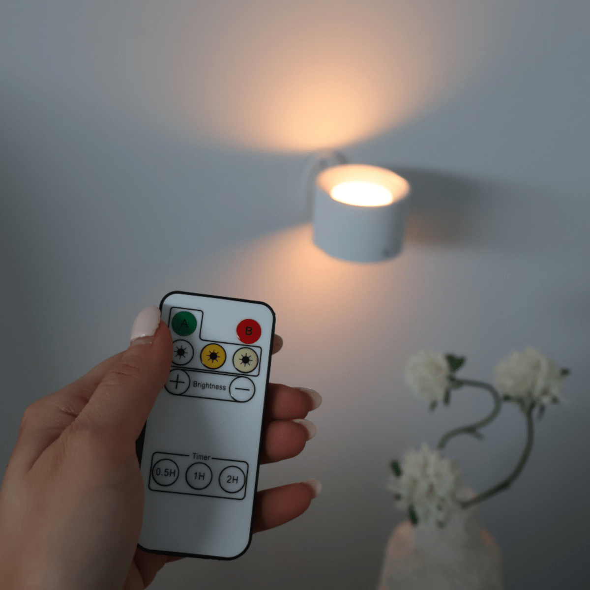 GLOWFREE – Lampada da parete LED senza fili con luce calda