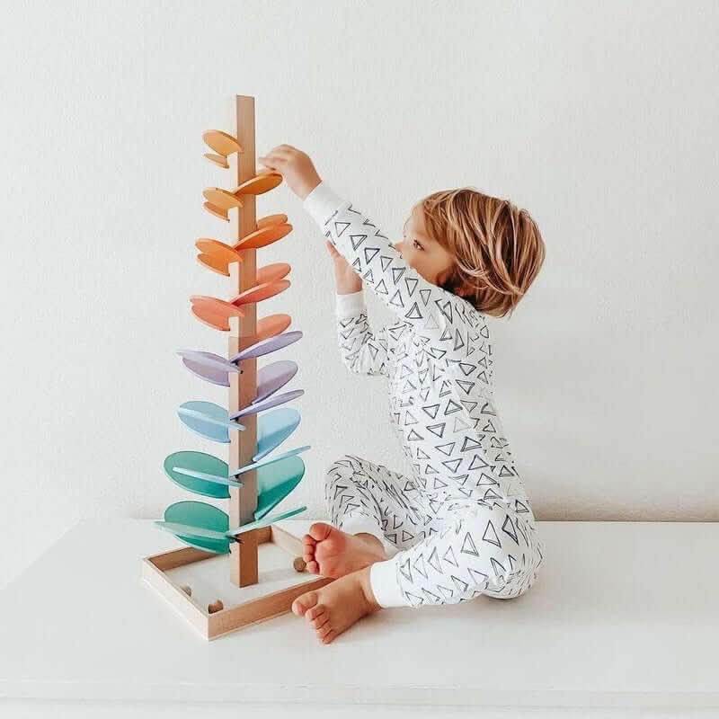 Torre di biglie in legno - giocattolo sensoriale interattivo per lo sviluppo dei bambini