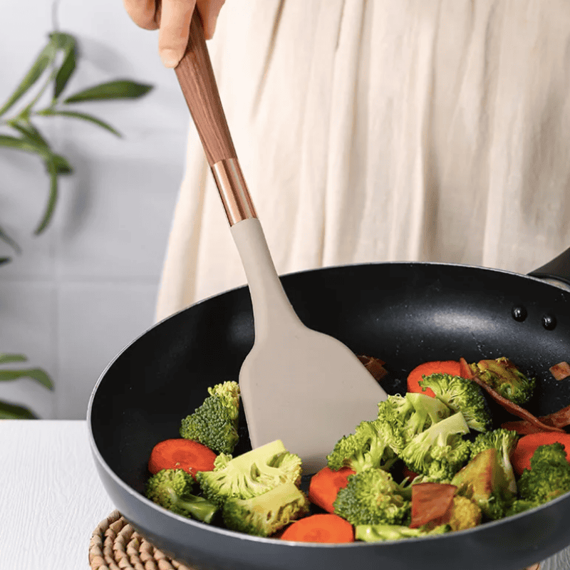 Set di utensili da cucina SiliconeEase - resistente al calore e di stile per ogni cucina