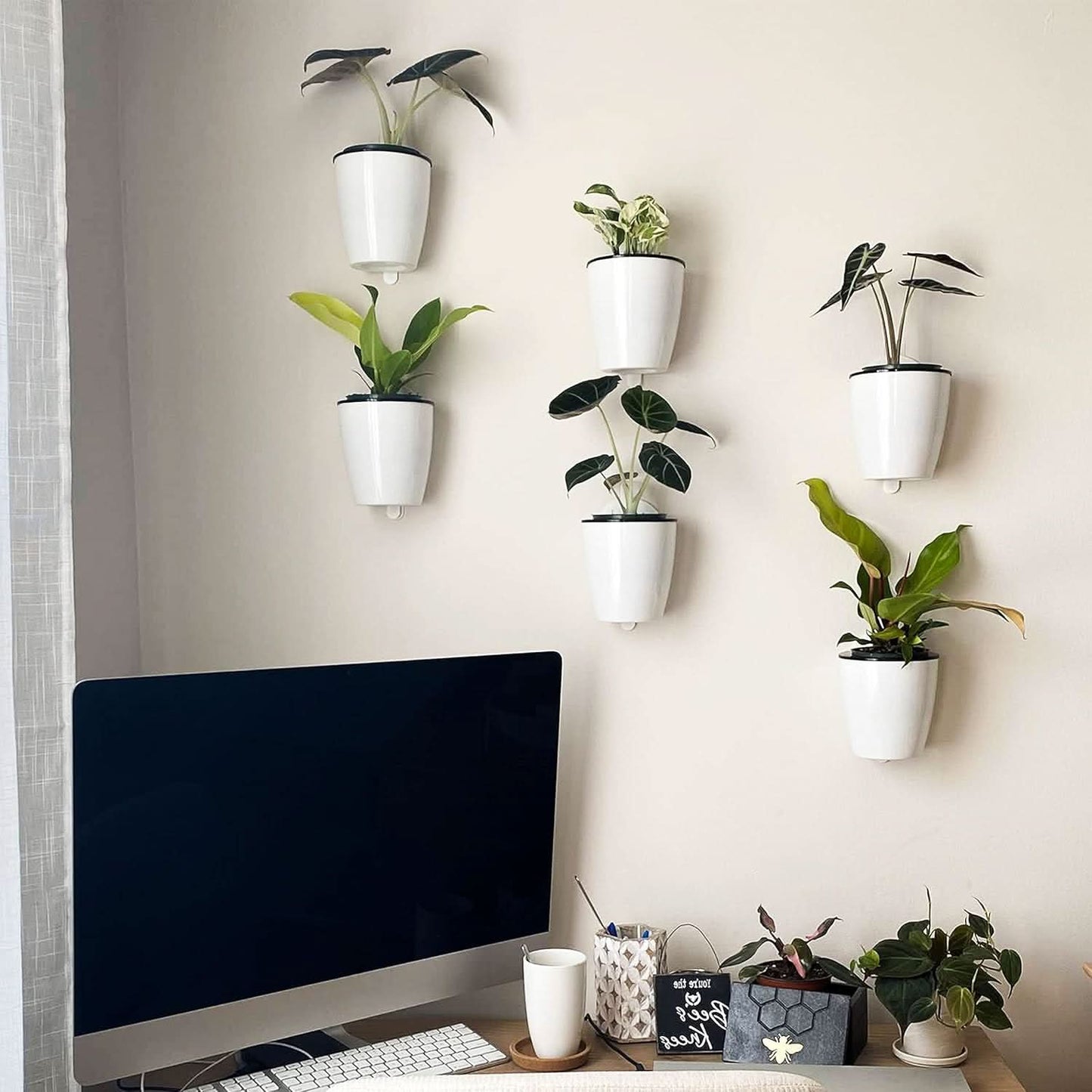 Plantiva – vaso da fiori verticale autoirrigante per la vita moderna