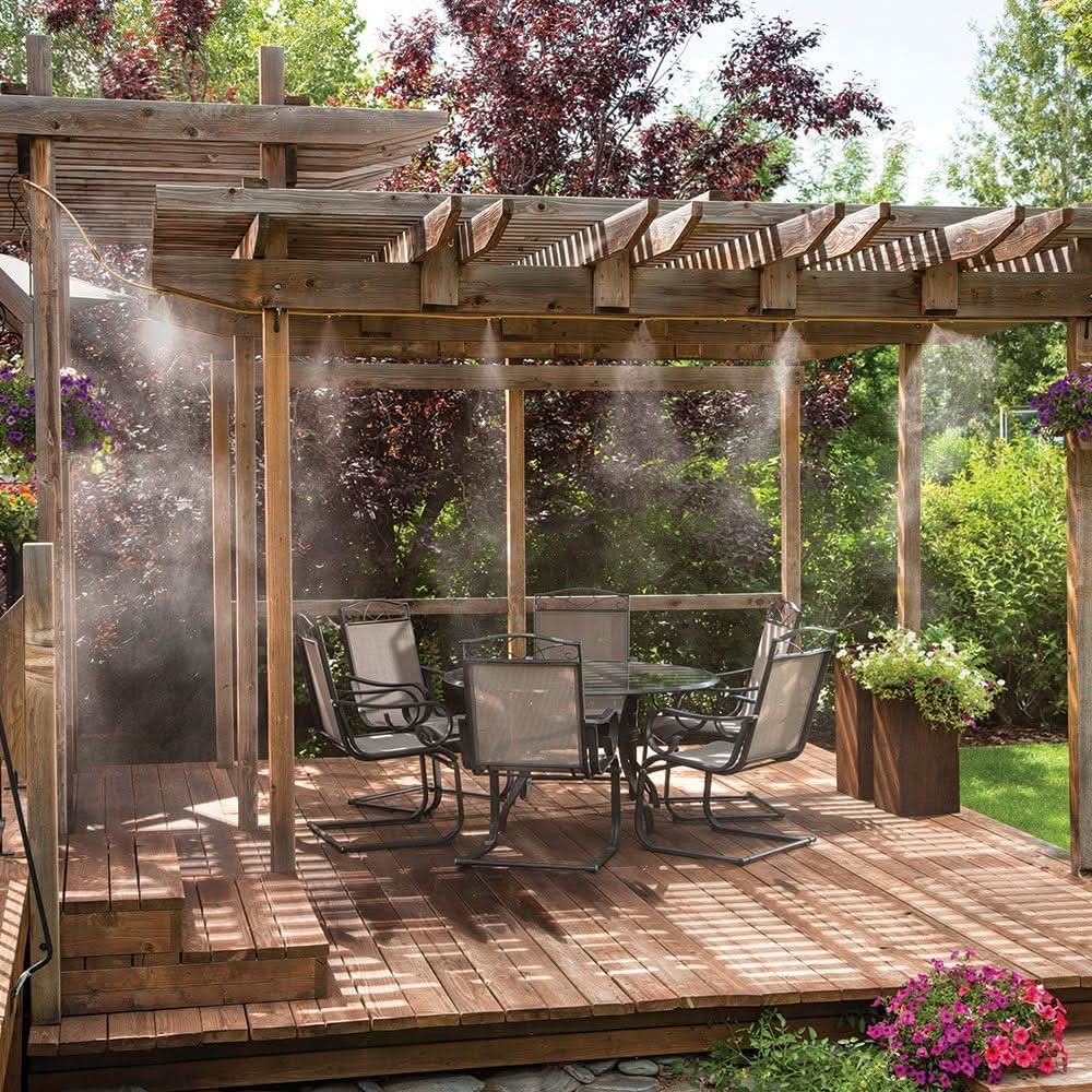 Sistema di irrigazione a spruzzo AquaCool – raffreddamento e irrigazione per aree esterne