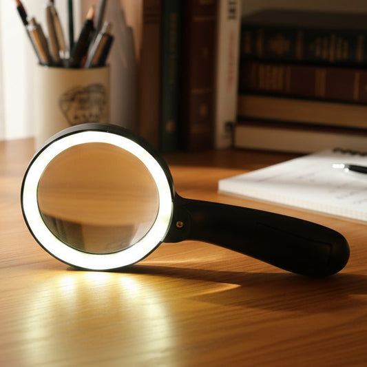 CLARILENS – lente d'ingrandimento illuminata per la lettura 10x