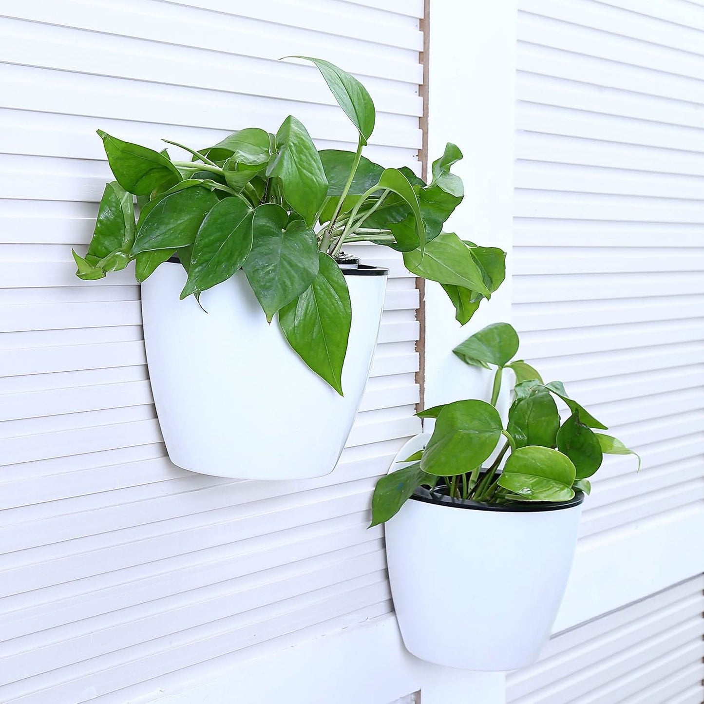 Plantiva – vaso da fiori verticale autoirrigante per la vita moderna