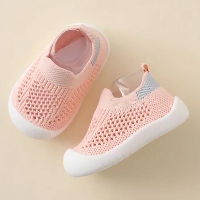 FUNSTEP – Scarpe da ginnastica leggere per bambini con suola a battistrada per gioco attivo