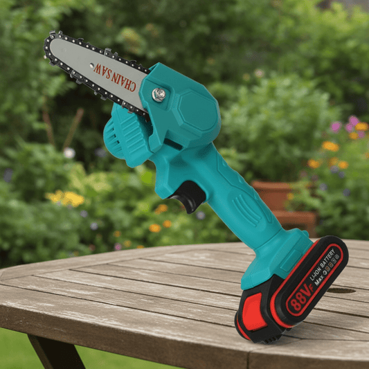 CHAINCUT PRO - Motosega elettrica a batteria per lavori veloci ed efficienti