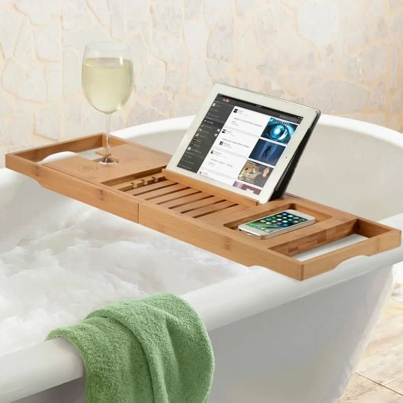 Solavera Vassoio Relax in Bambù | Vassoio per vasca da bagno estensibile | Sostenibile ed elegante | Con portabicchiere e porta-libro per godersi una spa a casa