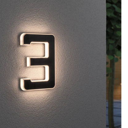NUMBRIGHT – Numero civico solare per la visibilità diurna e notturna