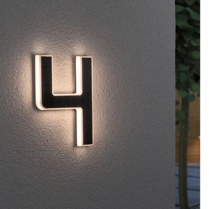 NUMBRIGHT – Numero civico solare per la visibilità diurna e notturna