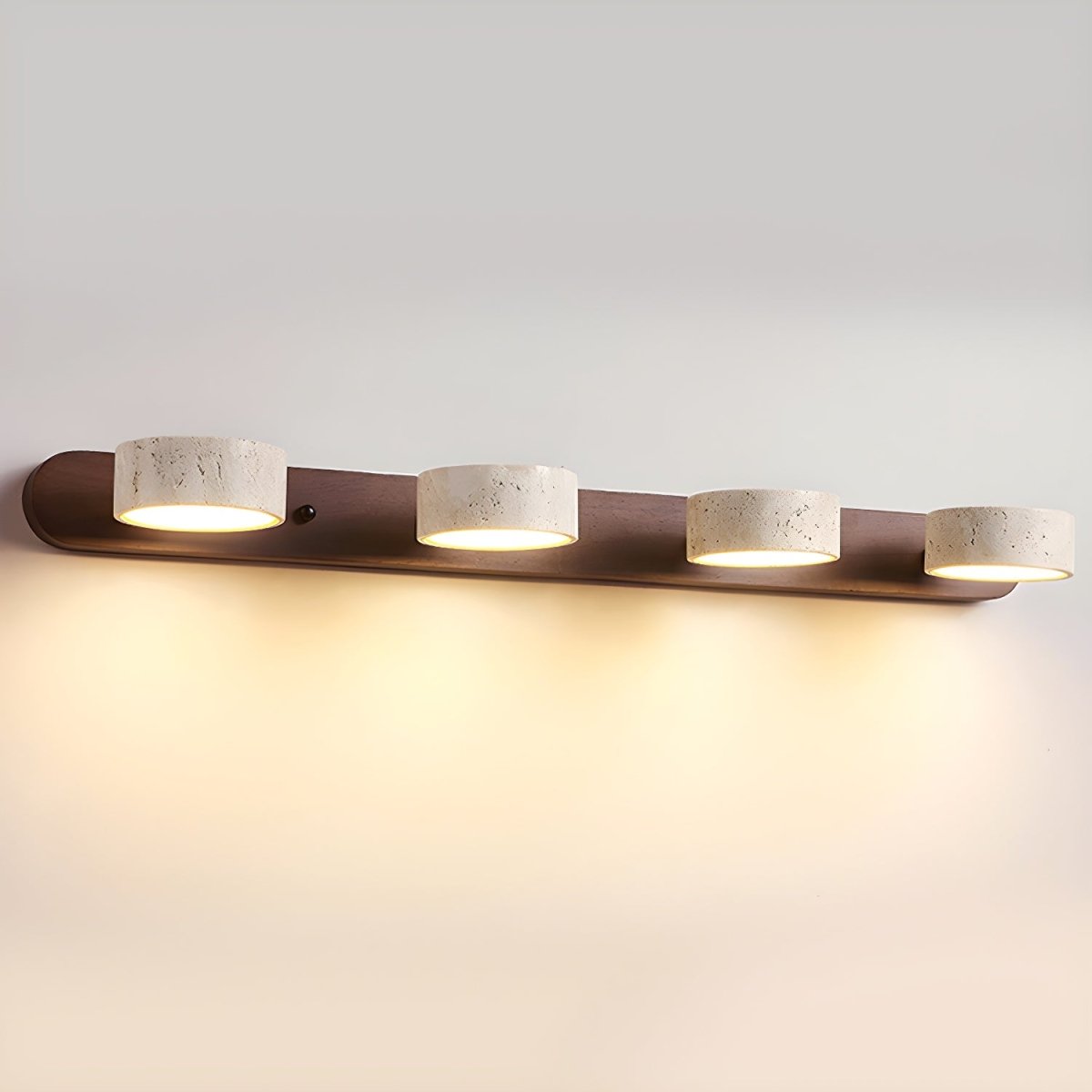AVERRA – Applique LED in travertino per lusso architettonico