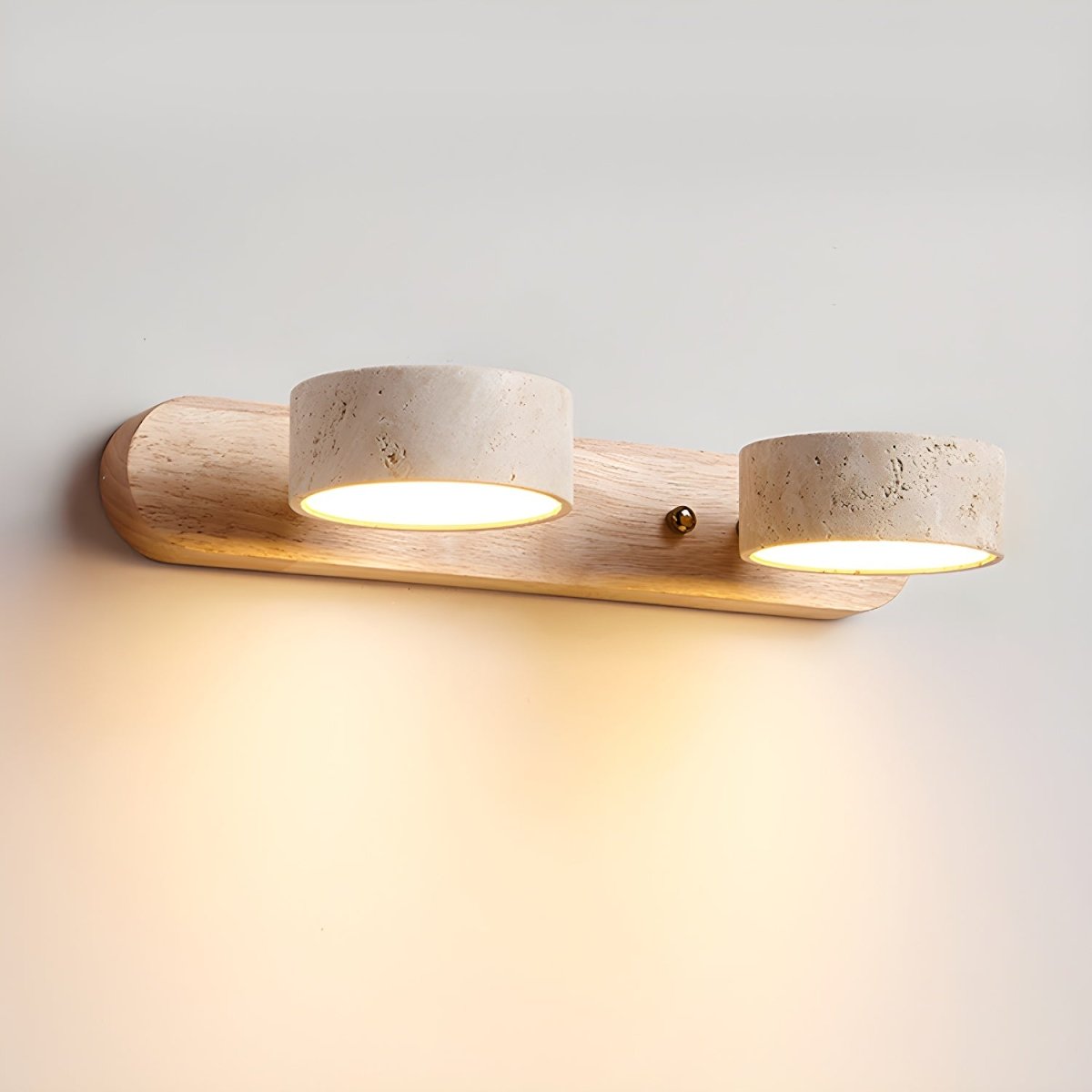 AVERRA – Applique LED in travertino per lusso architettonico