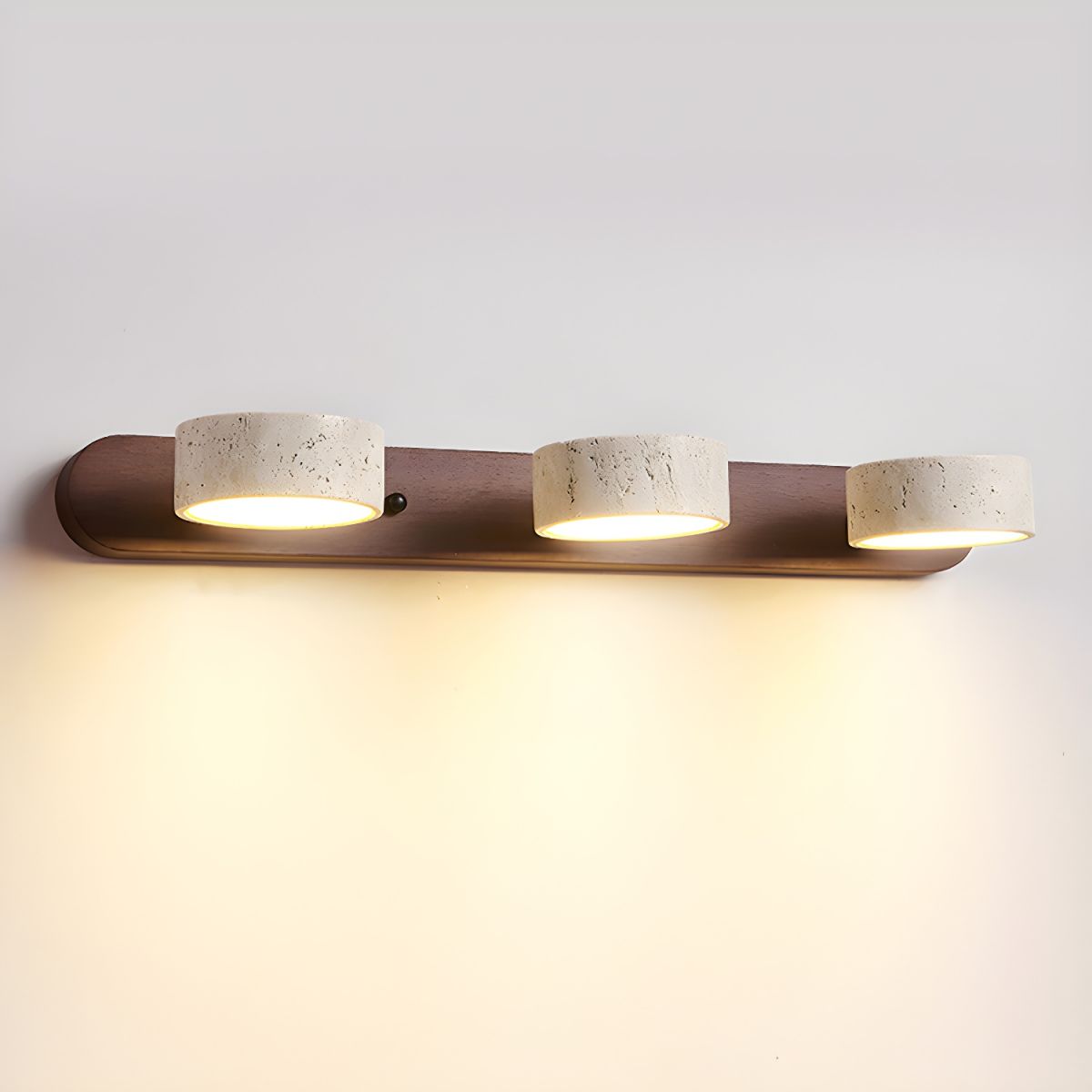AVERRA – Applique LED in travertino per lusso architettonico