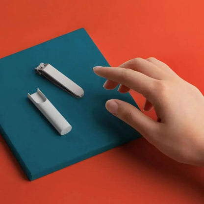 NAILGUARD – Tagliaunghie con protezione dagli schizzi e lima integrata
