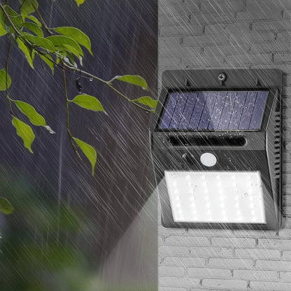 SOLARTRIGGER – Luce solare da parete con sensore di movimento per uso all'aperto