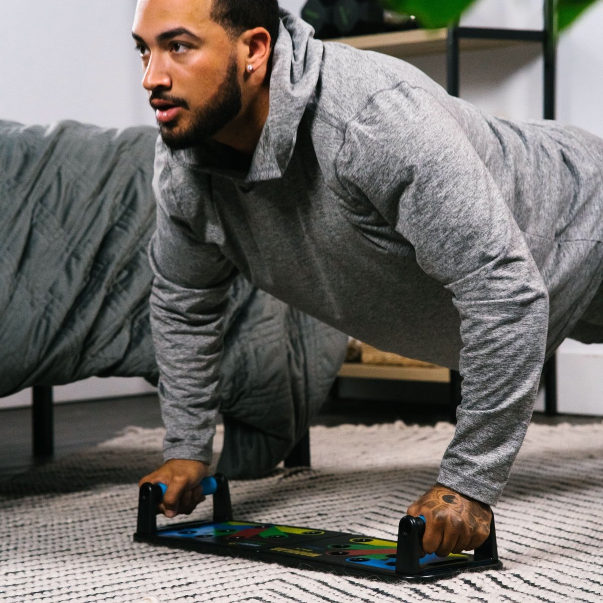 QUADROPRESS – Macchina ergonomica per flessioni mirate della parte superiore del corpo