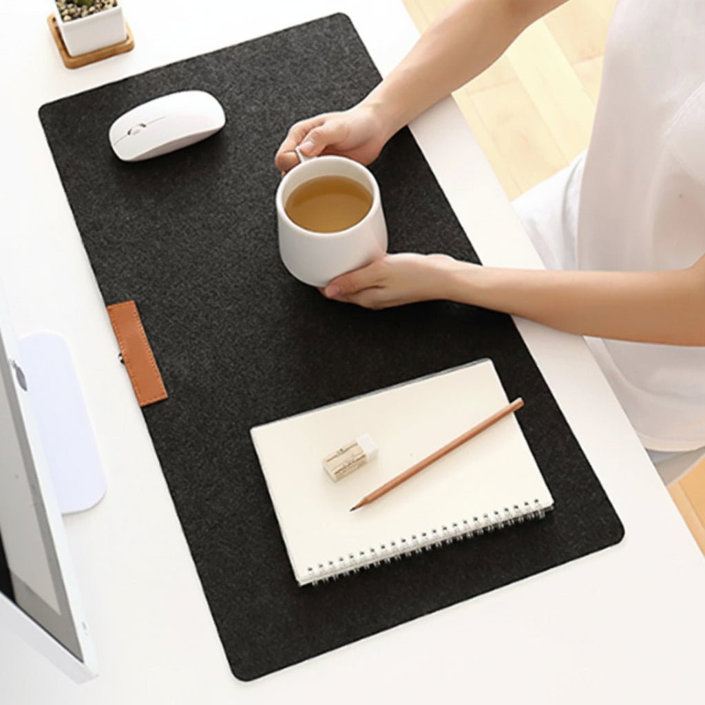 DESKSOFT – Tappetino da scrivania in feltro morbido per spazi di lavoro puliti