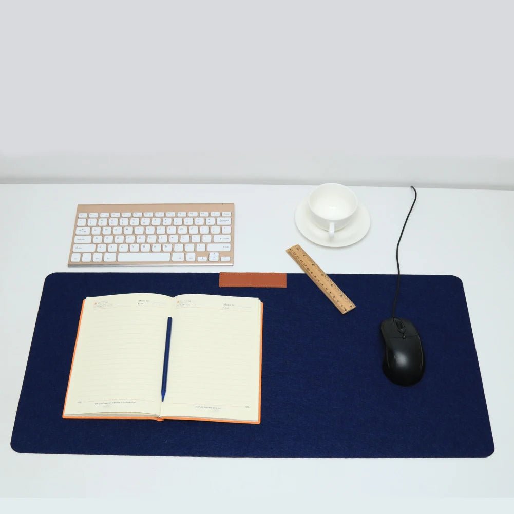 DESKSOFT – Tappetino da scrivania in feltro morbido per spazi di lavoro puliti