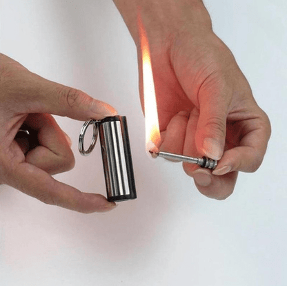 EMBERKEY – Avviatore di fuoco in metallo impermeabile, compatto, per un'accensione affidabile