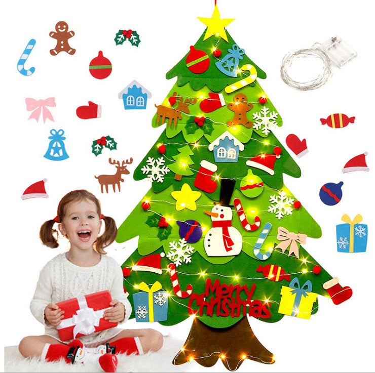 FeltJoy | Albero di Natale decorativo da parete con ornamenti in feltro appesi