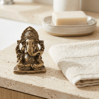 DIVINITÀ - Figurina in resina di Ganesha per la pace interiore e il successo