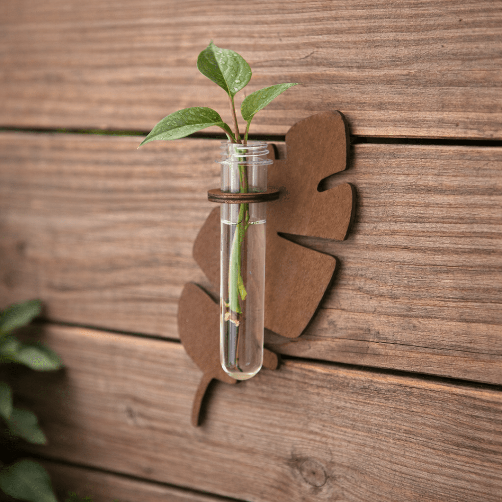 FLORHOLZ – Portavasi da parete a forma di foglia realizzato in legno naturale