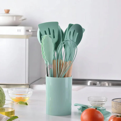 CHEFKRAFT – Set di pentole in silicone da 14 pezzi con manici in legno