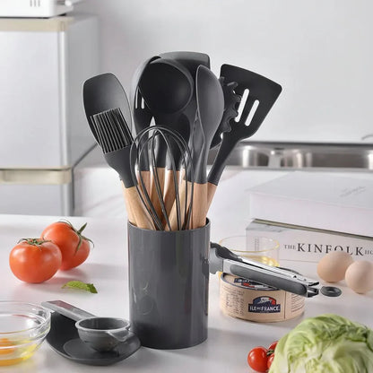 CHEFKRAFT – Set di pentole in silicone da 14 pezzi con manici in legno