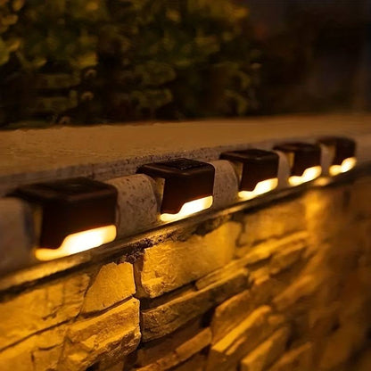 HELIOGLOW – Lampada da parete a LED alimentata ad energia solare per giardino e terrazza