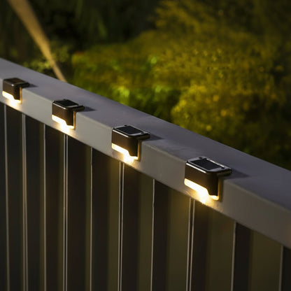 HELIOGLOW – Lampada da parete a LED alimentata ad energia solare per giardino e terrazza