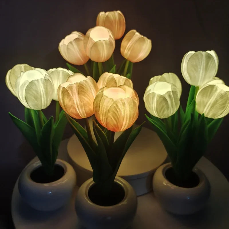 TULILIGHT – Lampada LED a tulipano | Lampada da tavolo romantica per un'atmosfera calda