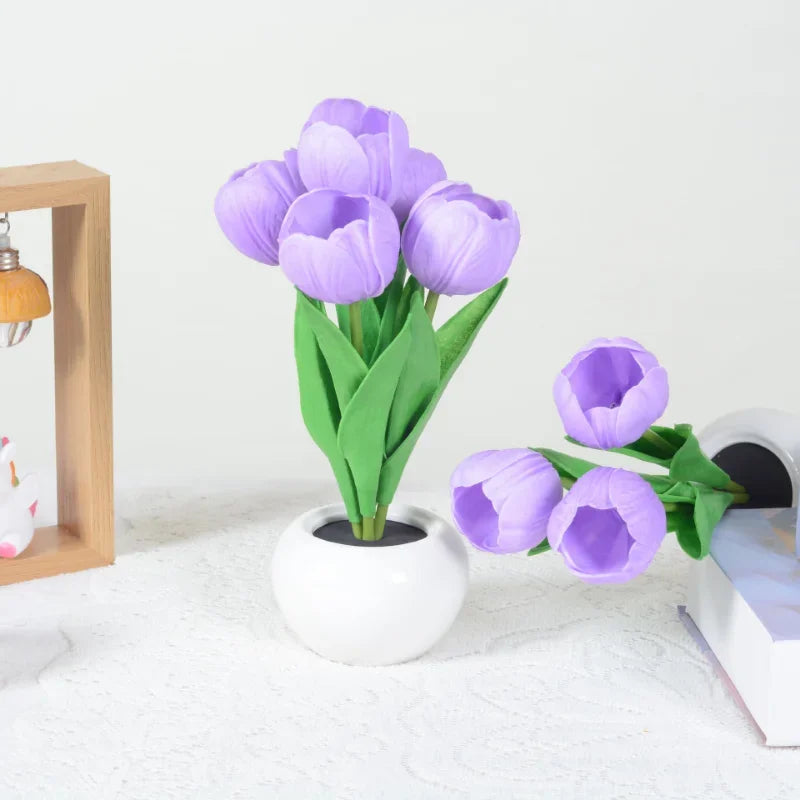 TULILIGHT – Lampada LED a tulipano | Lampada da tavolo romantica per un'atmosfera calda