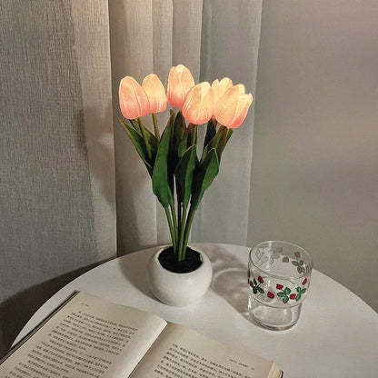 TULILIGHT – Lampada LED a tulipano | Lampada da tavolo romantica per un'atmosfera calda