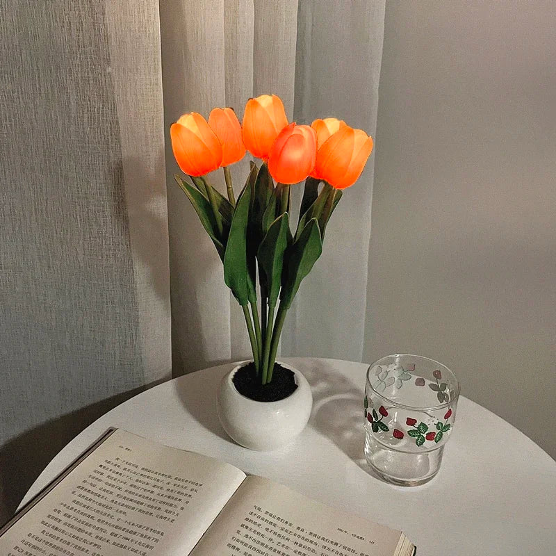 TULILIGHT – Lampada LED a tulipano | Lampada da tavolo romantica per un'atmosfera calda