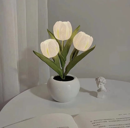 TULILIGHT – Lampada LED a tulipano | Lampada da tavolo romantica per un'atmosfera calda