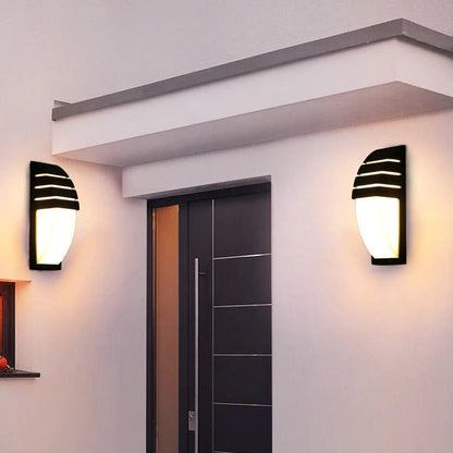 Lampada da Parete LED con Sensore di Movimento, Design Moderno a Basso Consumo – Nero