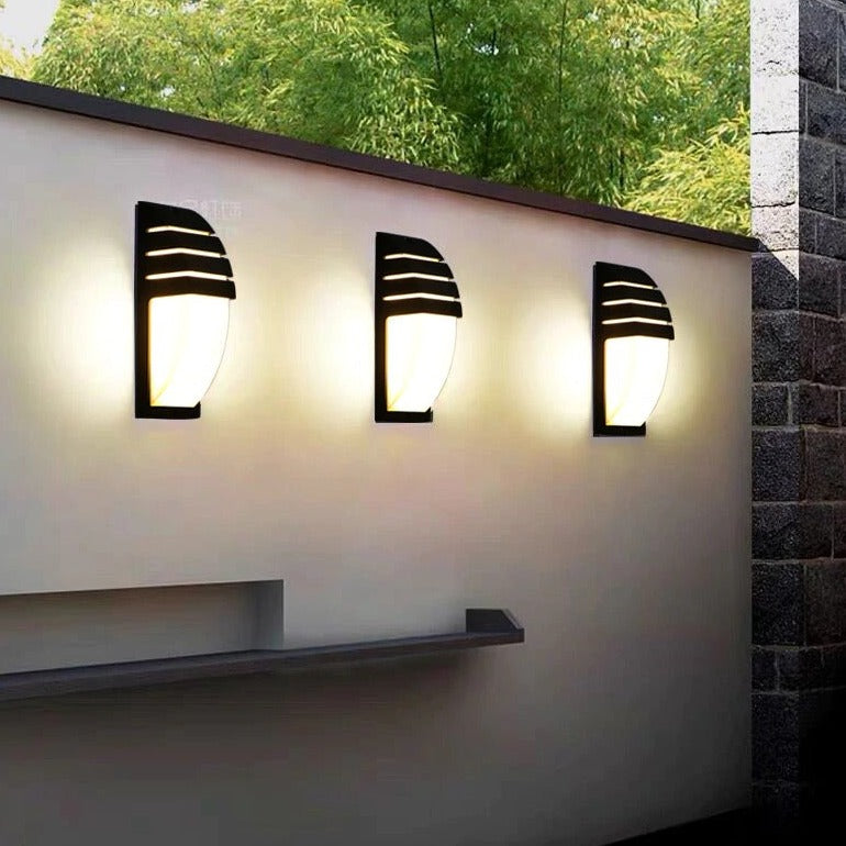 Lampada da Parete LED con Sensore di Movimento, Design Moderno a Basso Consumo – Nero