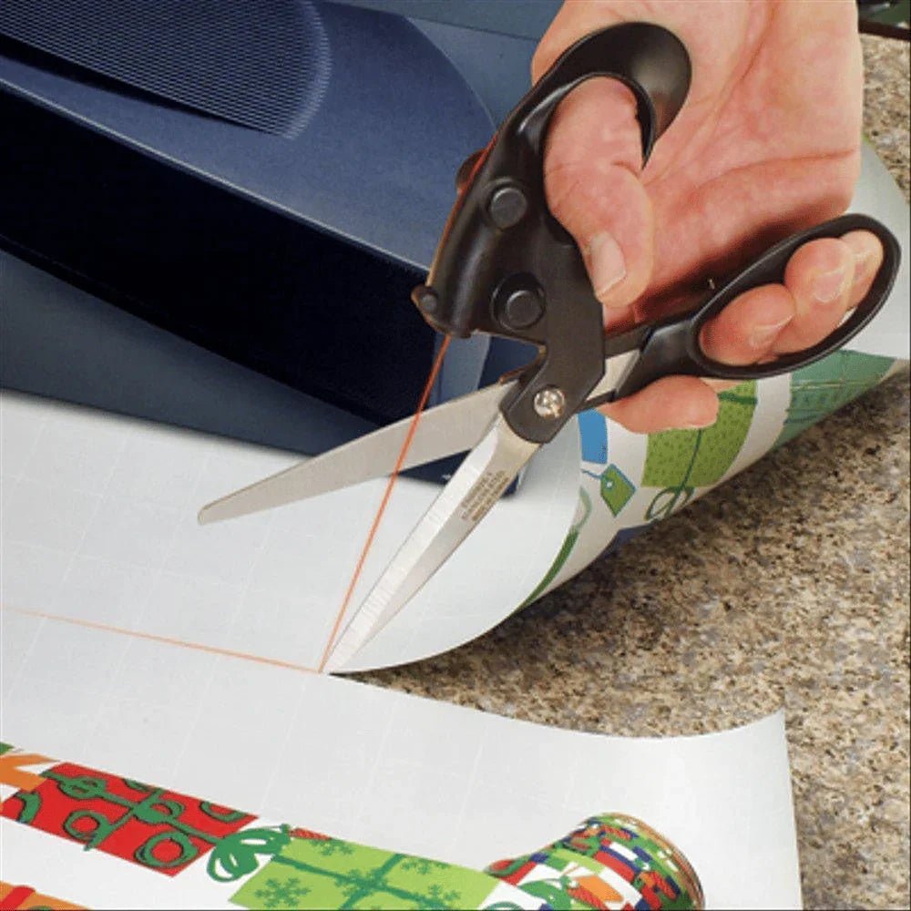 LINECUTTER – Forbici con linea laser integrata per tagli precisi