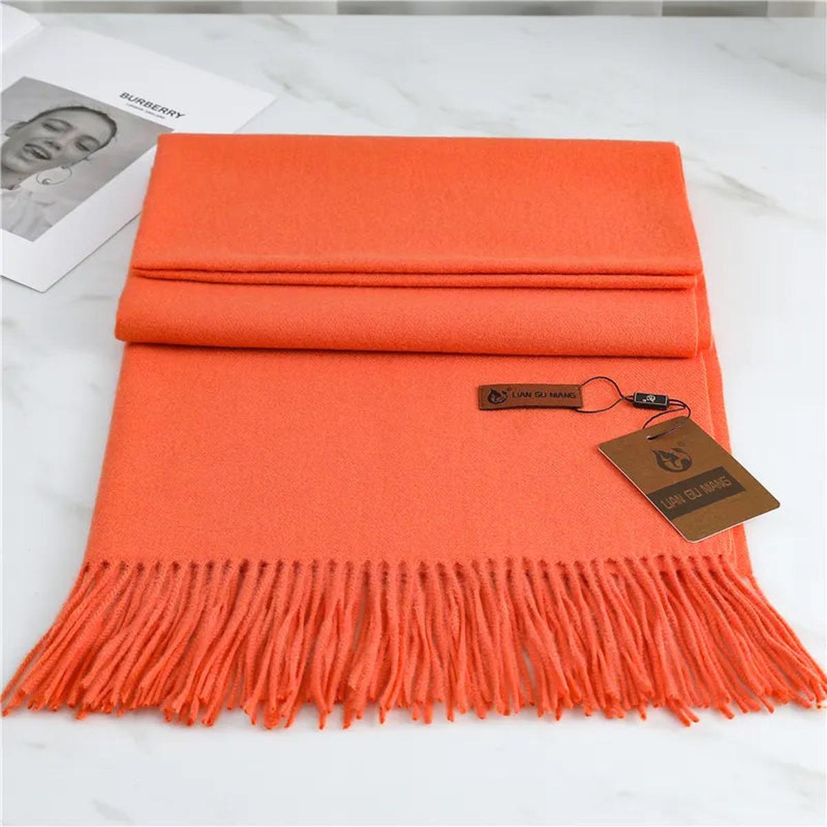 Sciarpa in Cashmere di Lusso – Eleganza, Calore e Comfort