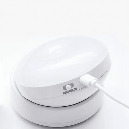 GLOWMOTION – Illuminazione interna flessibile con sensore di movimento a 360° e stile