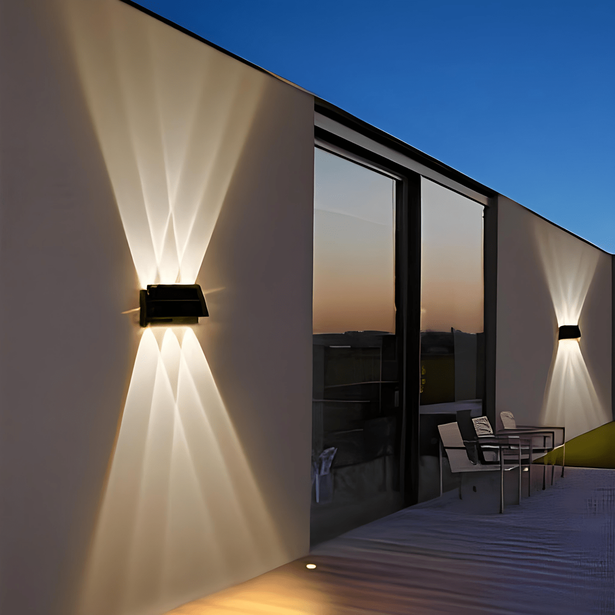 SOLARLIGHT – illuminazione esterna intelligente con sensore di movimento e lunga autonomia