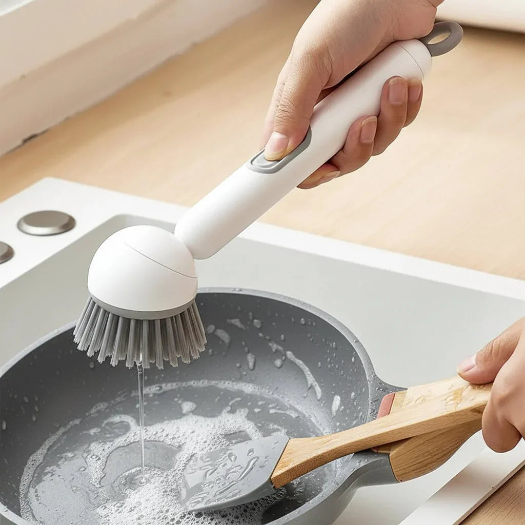 CLEANSWIFT – Spazzola multifunzionale per la pulizia con dosatore di liquido