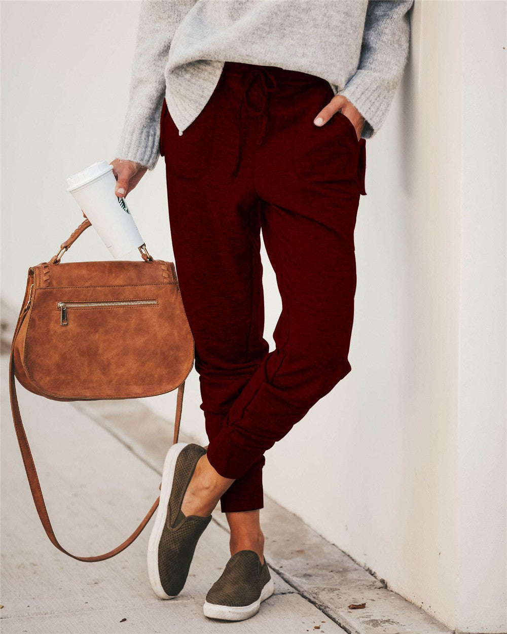Pantaloni Tuta Donna| Vestibilità Morbida, Vita Elastica e Tasche Laterali