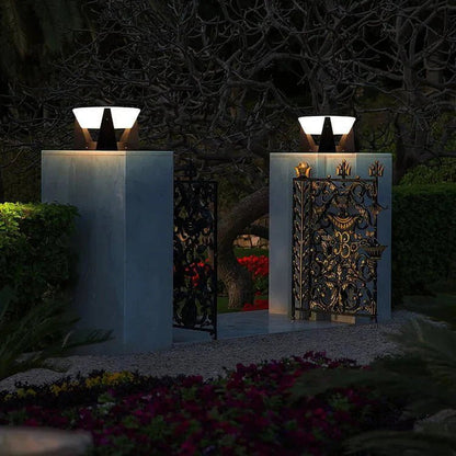 SOLSTELLAR – Faro LED solare impermeabile per aree esterne