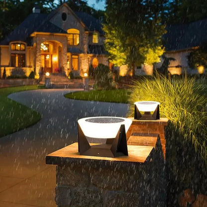 SOLSTELLAR – Faro LED solare impermeabile per aree esterne